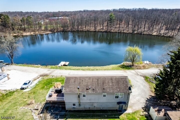 Property Photo:  106 Starlight Rd  NJ 07480 