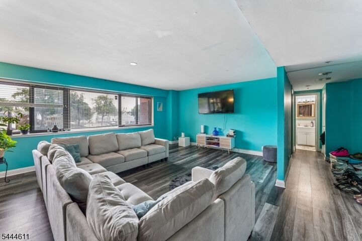 Property Photo: 60 Parkway Dr NJ 07017