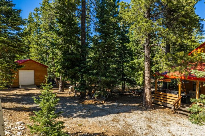 Property Photo:  305 Quaking Aspen Dr  UT 84762 