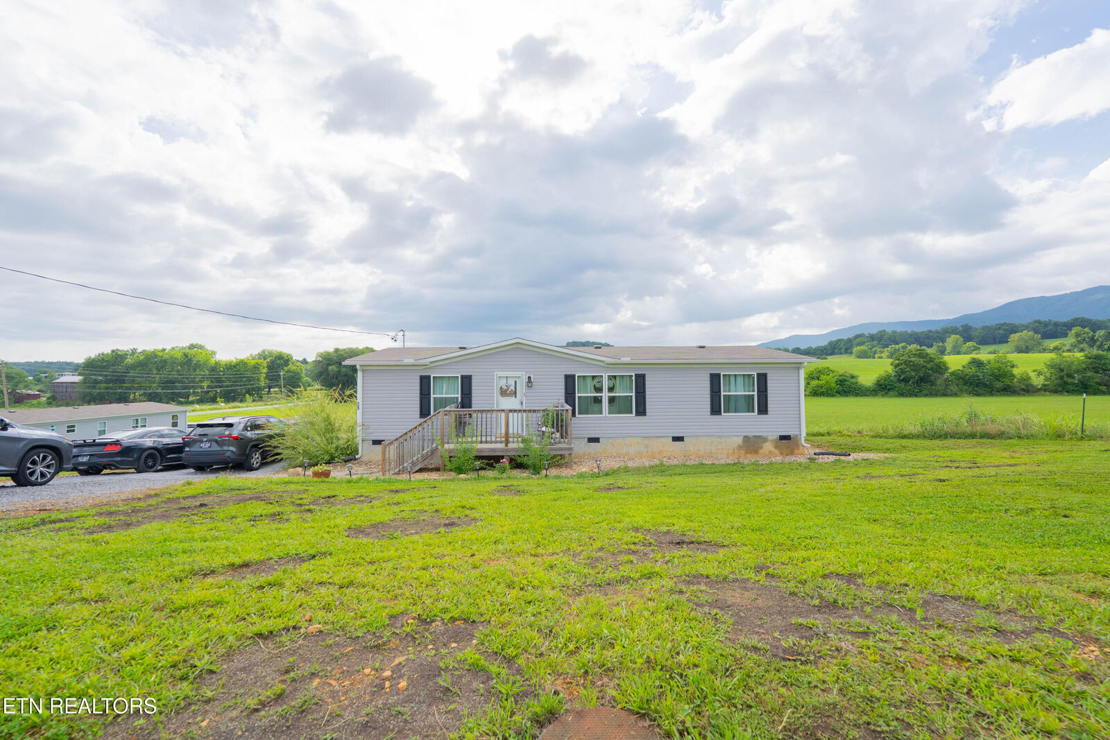 Property Photo: 35 Little Meadow Creek Rd TN 37743