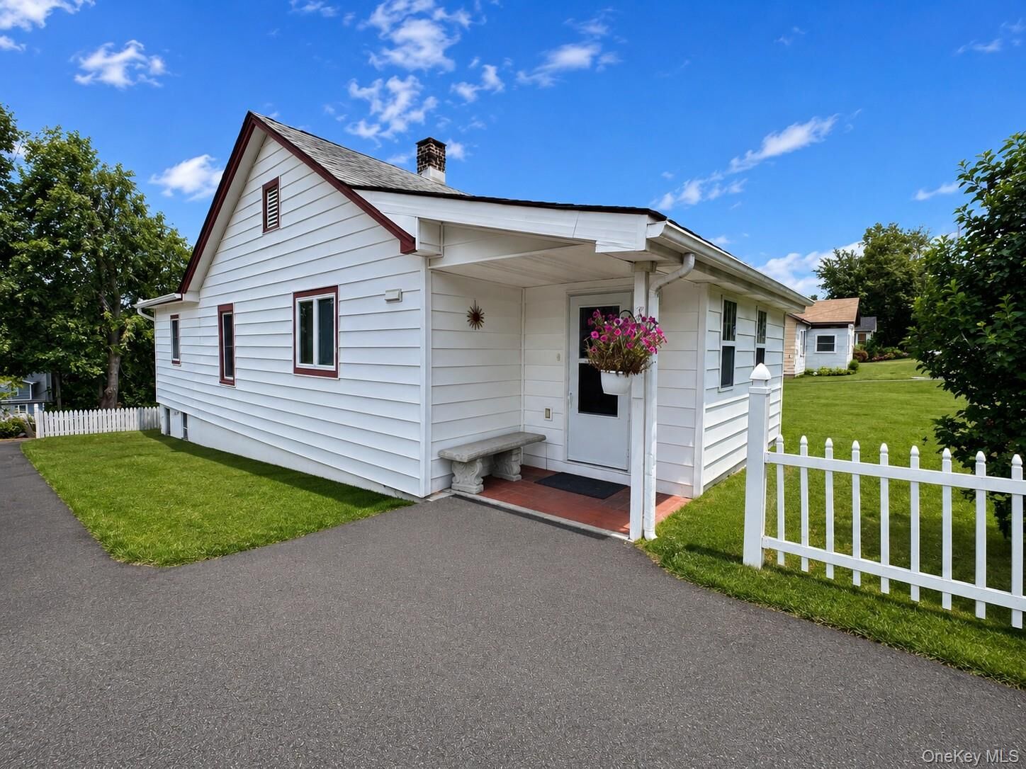 Property Photo:  7 Highland Avenue  NY 12446 