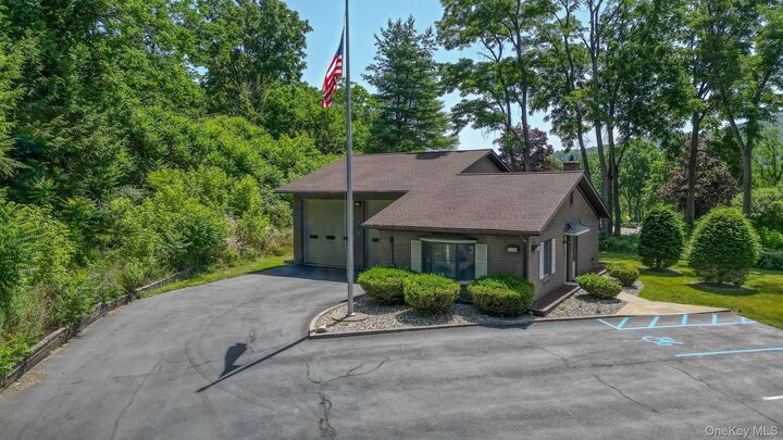 Property Photo:  501 Cedar Hill Road  NY 12524 