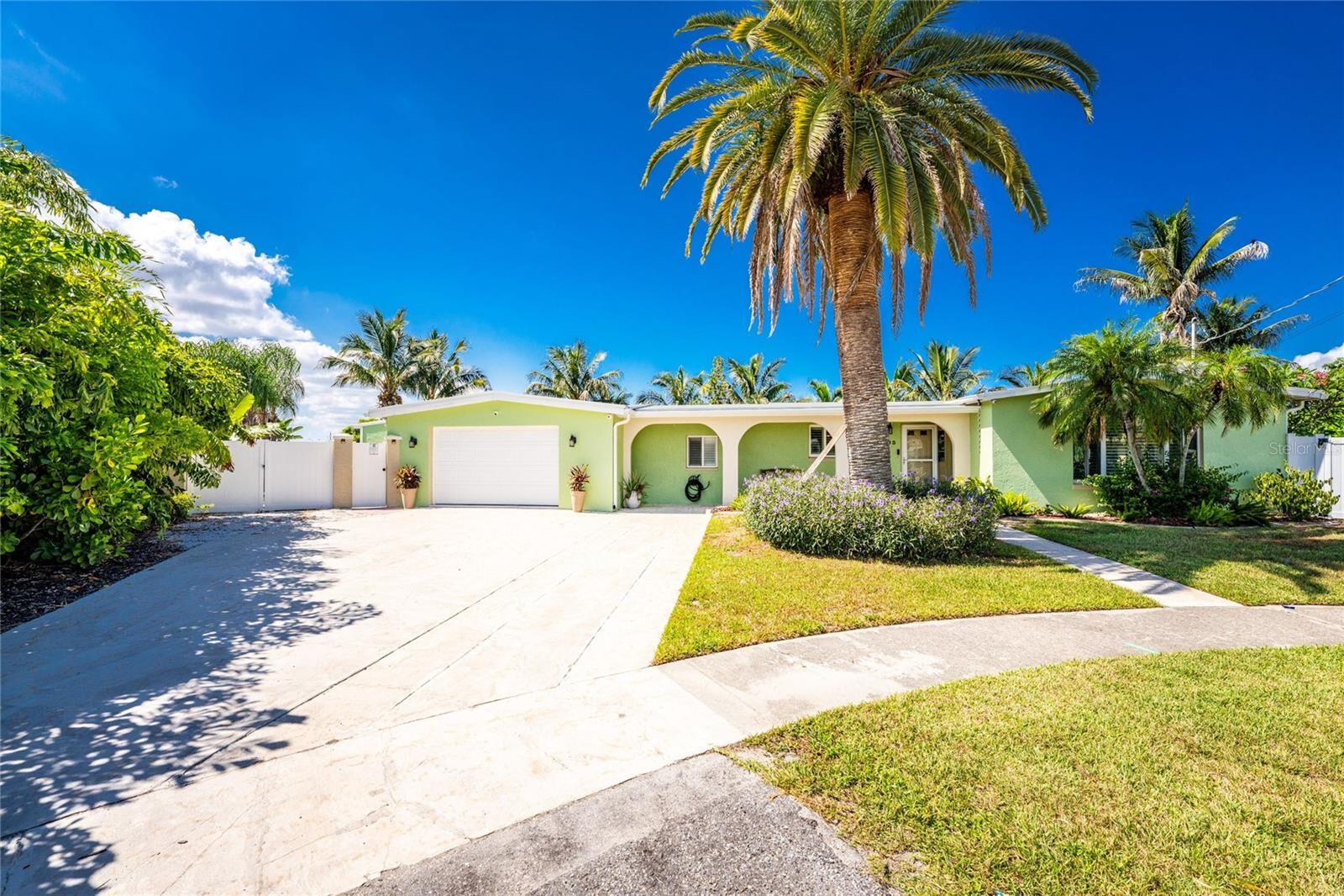 Property Photo: 103 Rodgers Avenue NE FL 33952