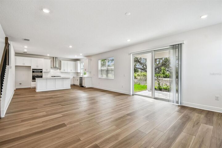 Property Photo:  7571 Hawkstone Drive  FL 34241 