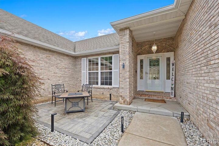 Property Photo:  123 Kingsbrooke Boulevard  IL 62034 