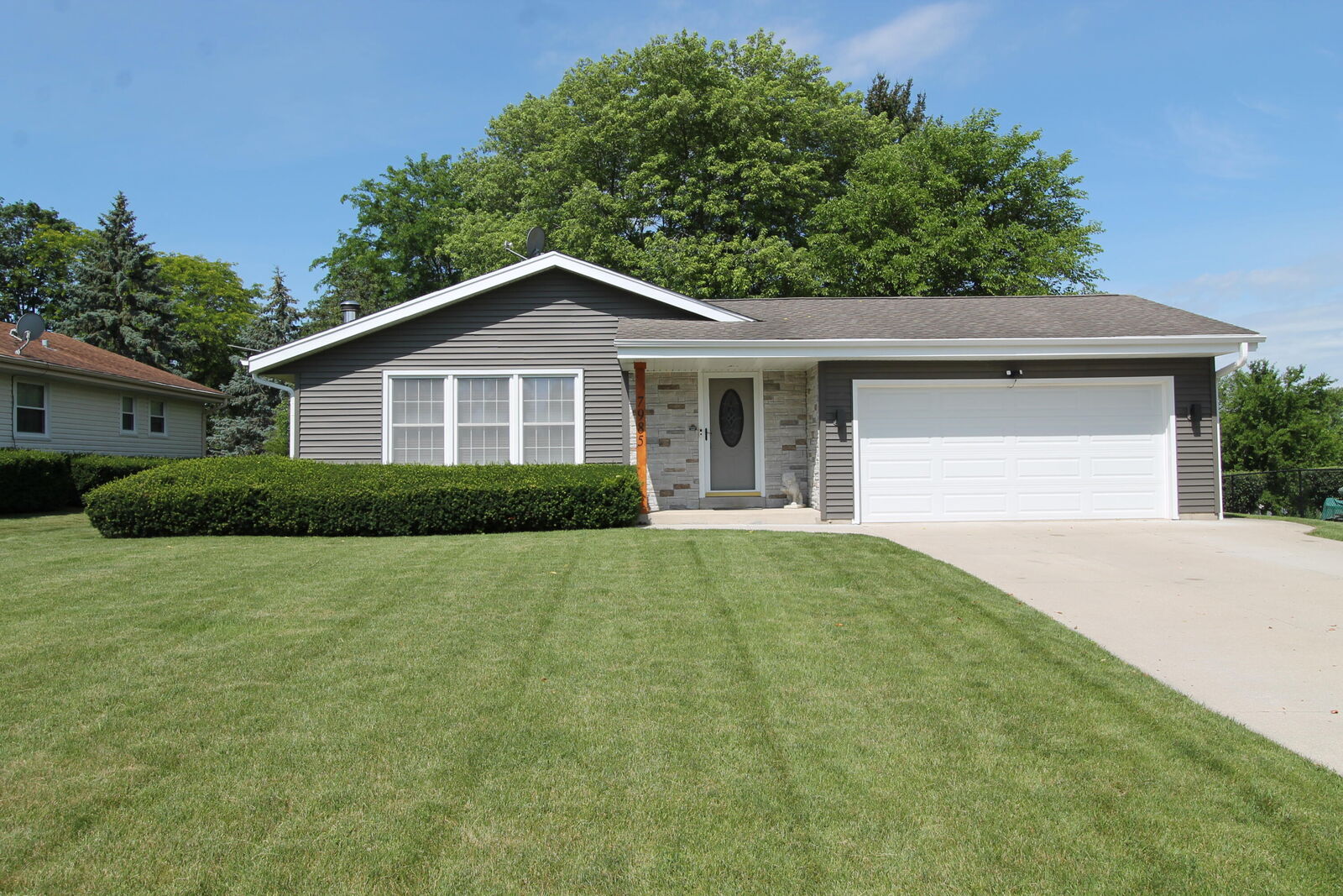 Property Photo: 7985 59th St WI 53132