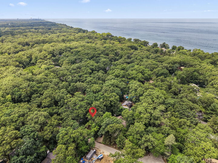 Property Photo:  4046 Hillside Trail  MI 49117 