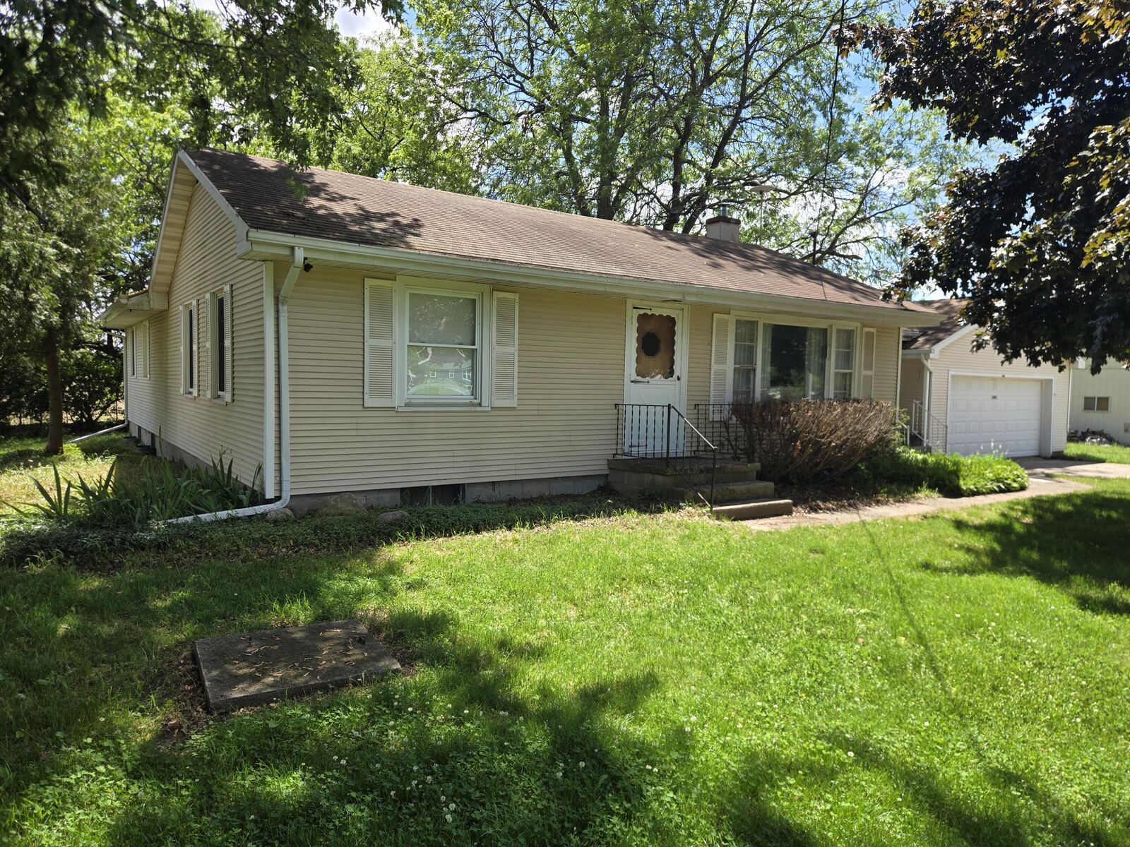 Property Photo: 1091 Belding Road MI 48865