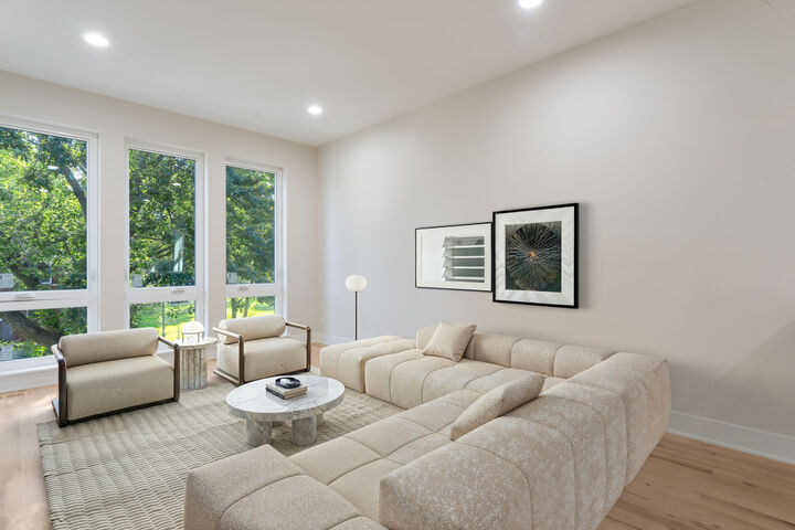 Property Photo:  6402 S Vernon Avenue  IL 60637 