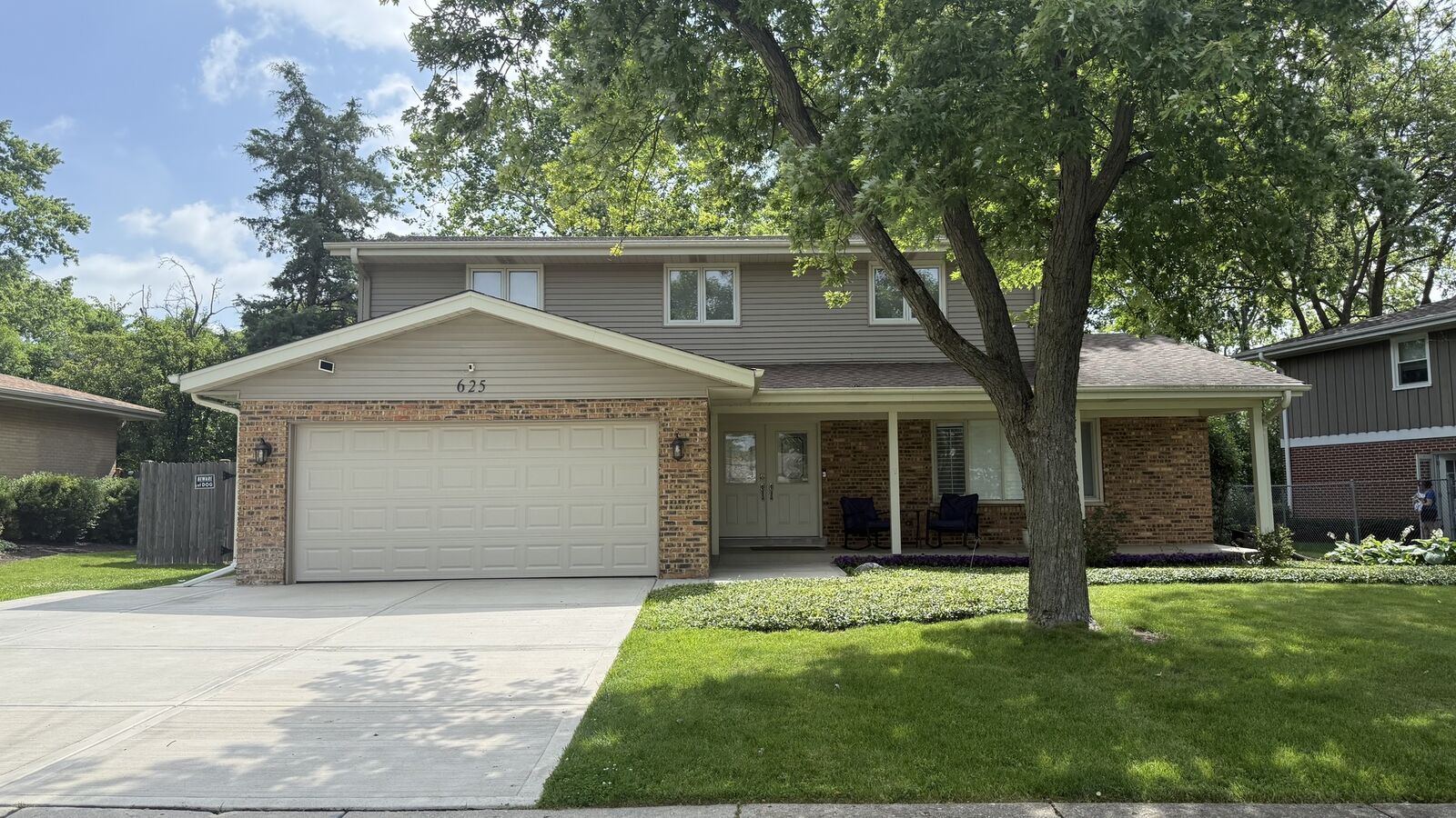 Property Photo: 625 Sapling Lane IL 60015