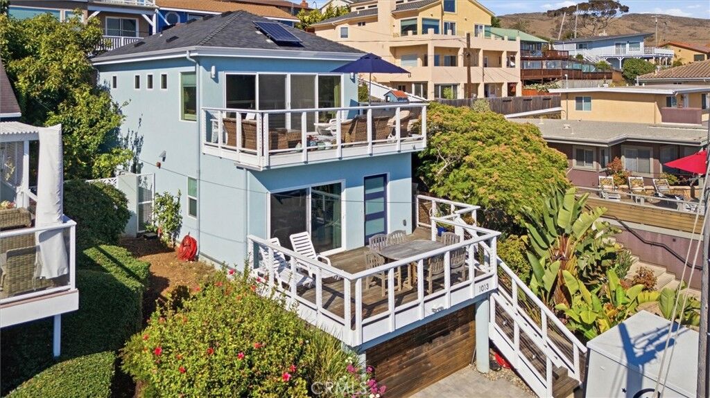 Property Photo:  1013 S Ocean  CA 93430 