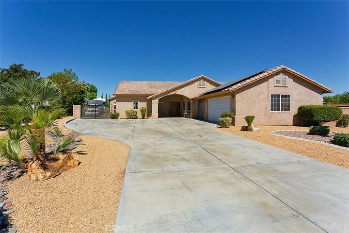 Property Photo:  12776 Skyline Ranch  CA 92308 