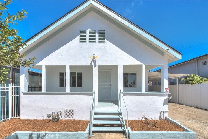 Property Photo: 5506 Holmes Avenue CA 90058