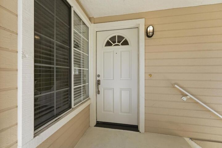 Property Photo: 719 Hibiscus Place CA 95117