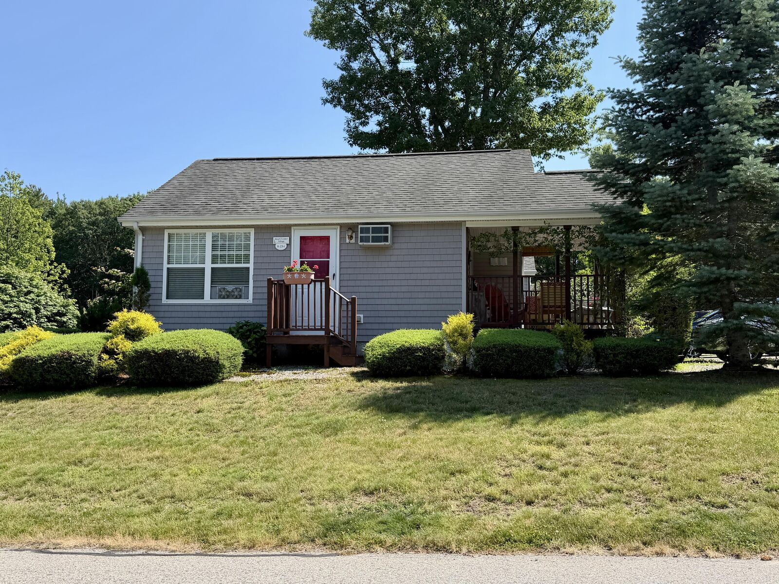 Property Photo:  412 Post Road 234  ME 04090 