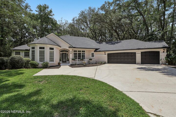 Property Photo:  3686 St Andrews Court  FL 32043 