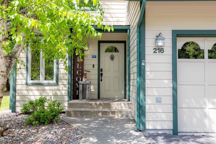 Property Photo:  1750 E Lakeshore Drive 216  MT 59937 