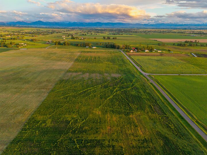 Property Photo:  3961 Penwell Bridge Road  MT 59714 