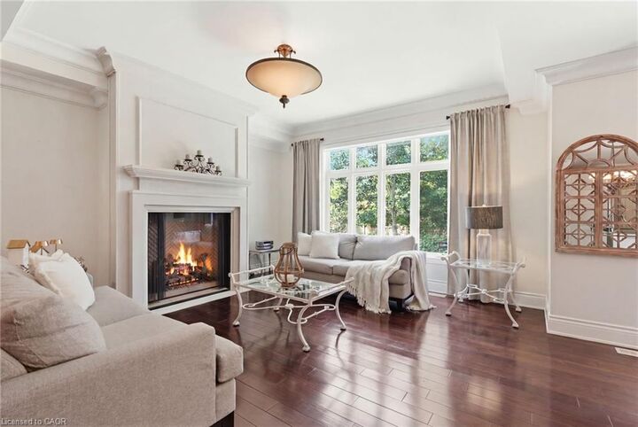 Property Photo: 586 Maple Avenue ON L7S 1M6