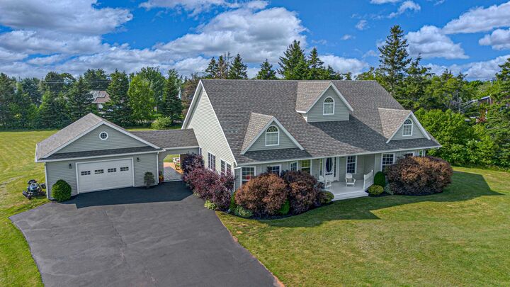 2 Mullaghmore Drive — photo 1