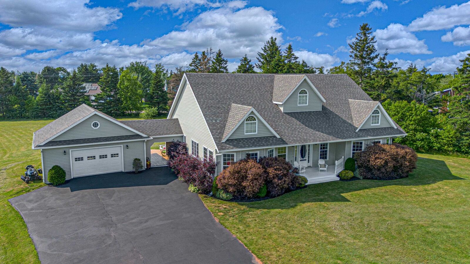Property Photo: 2 Mullaghmore Drive PE C1B 1P2