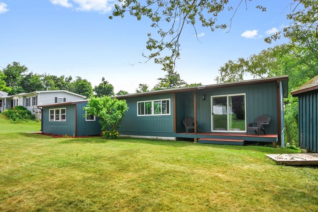 Property Photo:  50 Roosevelt Dr  MA 01550 