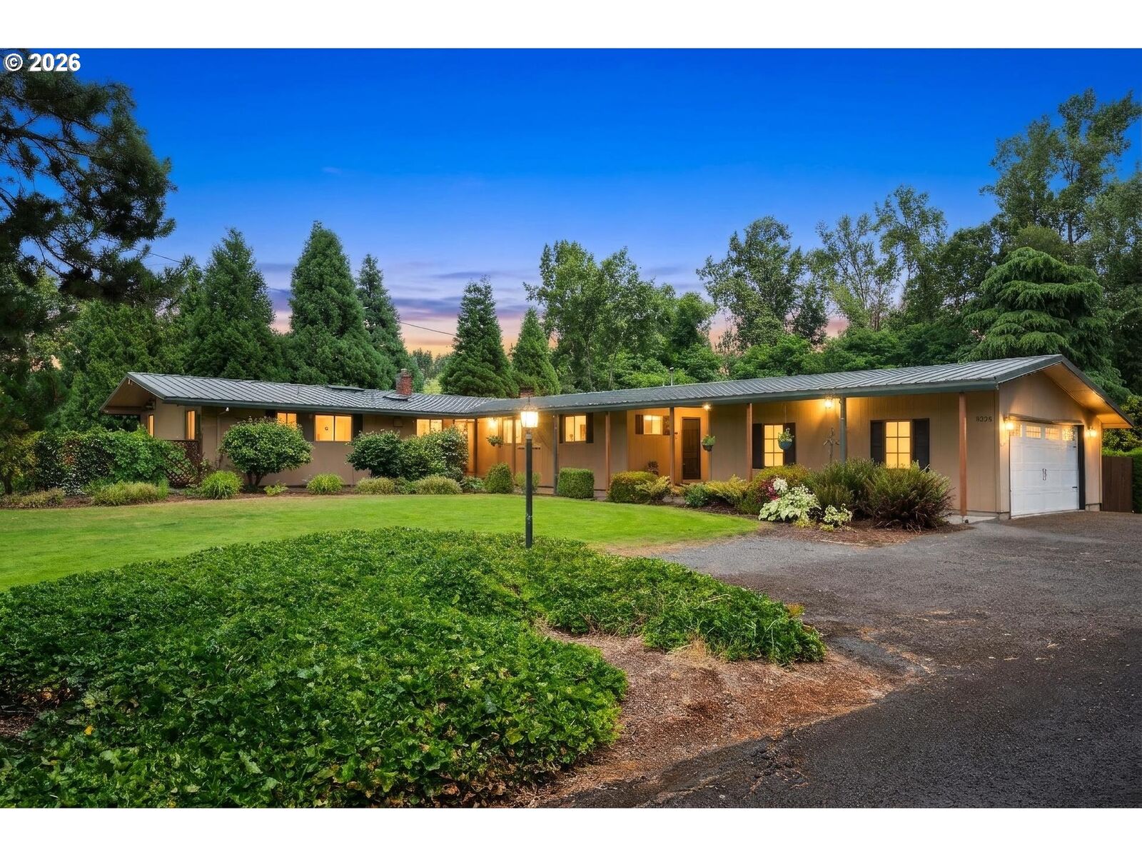 Property Photo:  9324 NE Levee Rd  OR 97211 