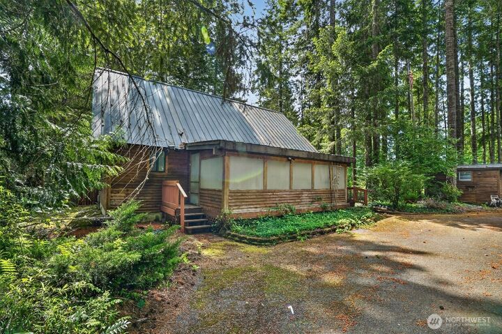 Property Photo:  31 N Mallard Way W  WA 98548 