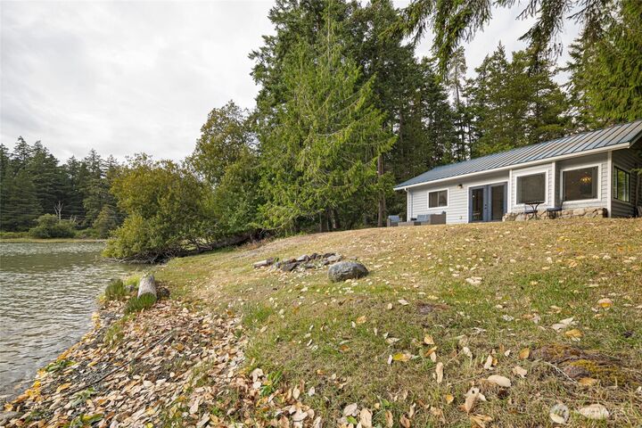 Property Photo: 42 Kingfisher Lane WA 98250