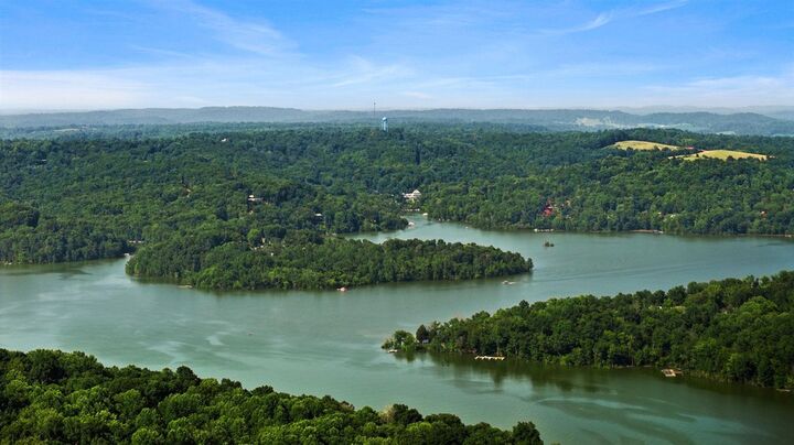 Property Photo: 377 Lakeway Drive KY 42729