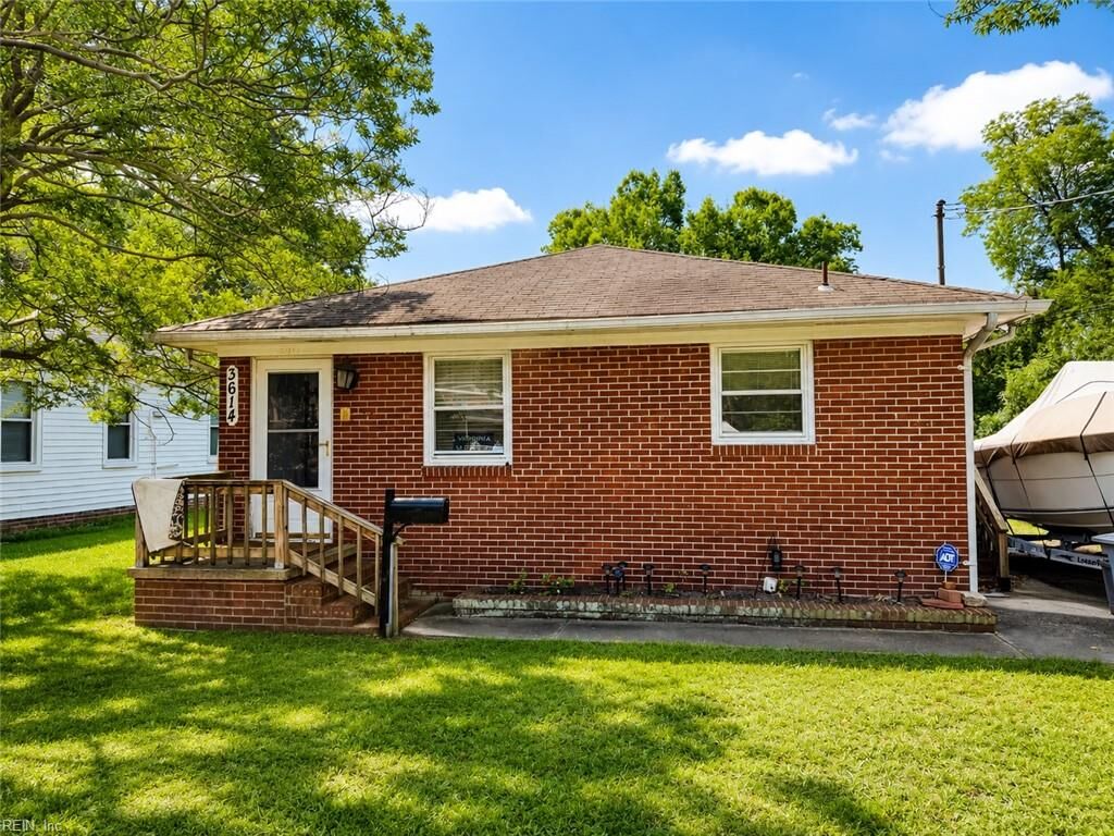 Property Photo: 3614 Victoria Blvd VA 23661