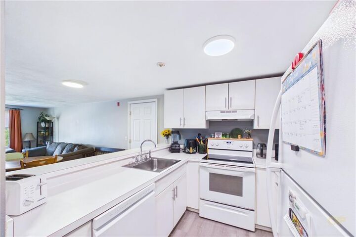 Property Photo: 200 Woodlawn Avenue 203 RI 02904