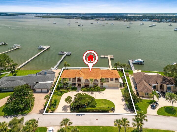 Property Photo:  49 Dolphin Dr  FL 32080 