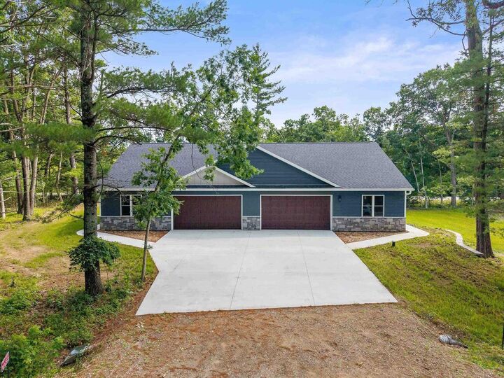 Property Photo: W6513 Woodhaven Circle WI 54982