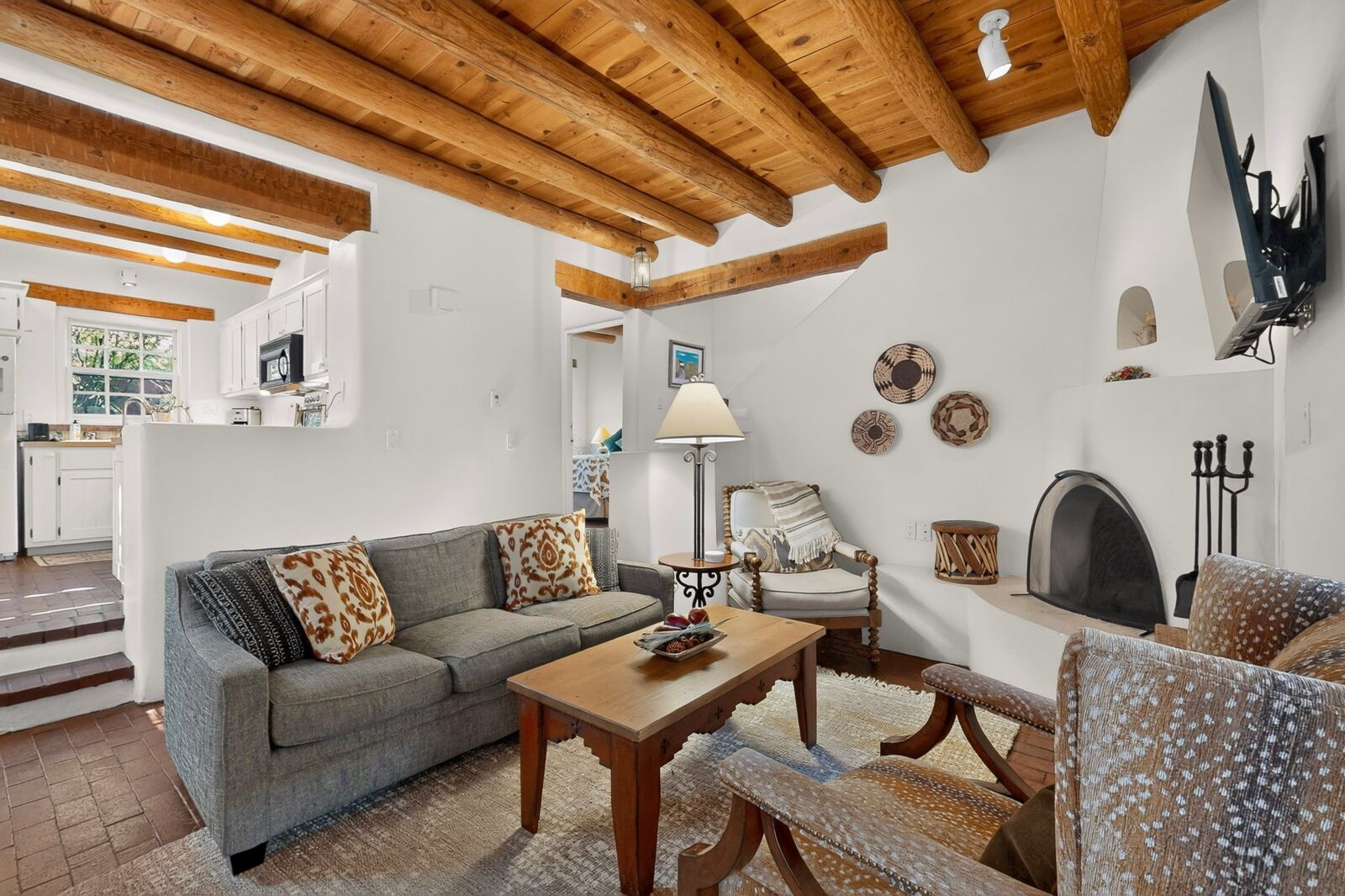 Property Photo: 334 Otero #13-4 NM 87501