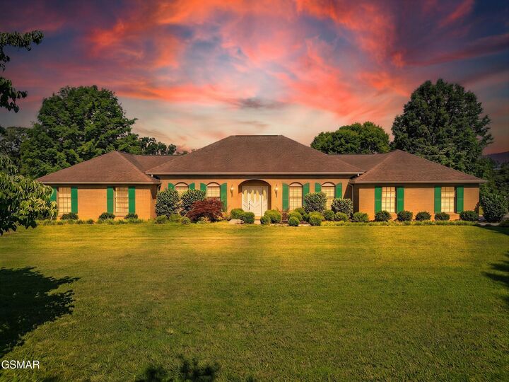 Property Photo:  377 Thomas Loop Road  TN 37876 