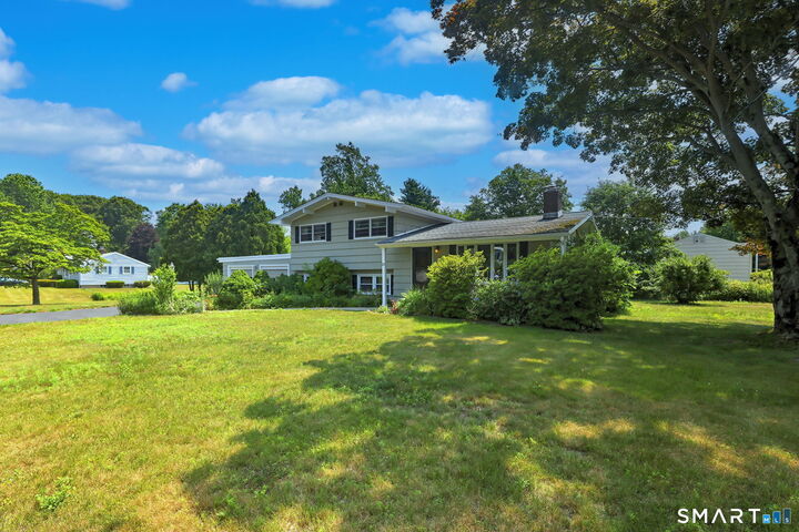 Property Photo:  21 McDermott Circle  CT 06518 