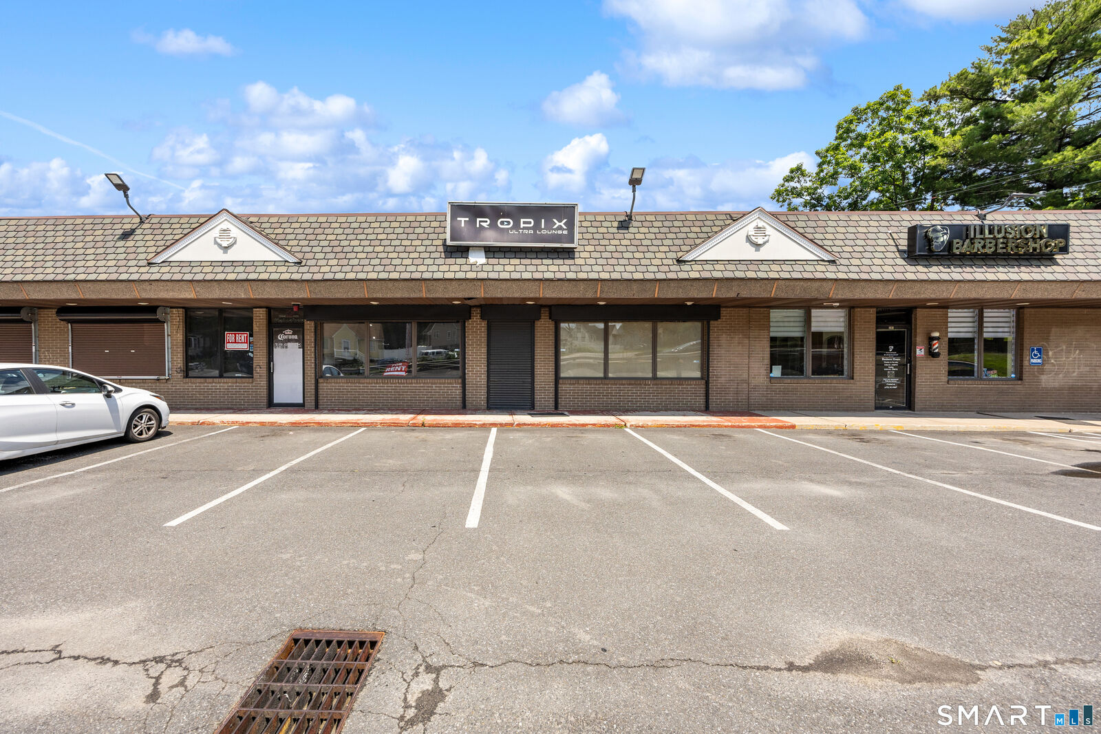 Property Photo:  400 Stillson Road  CT 06705 