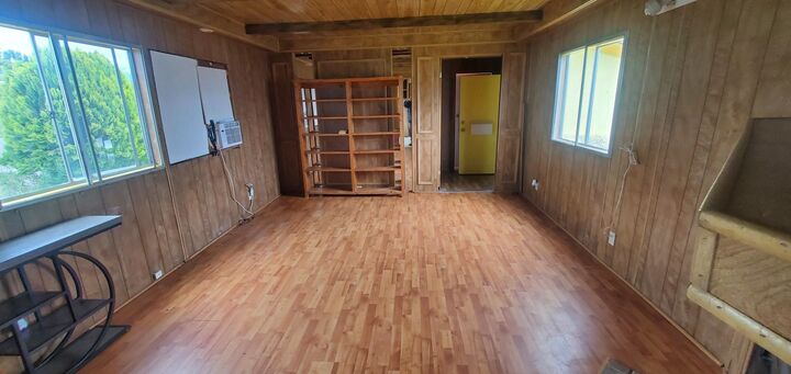 Property Photo:  1060 S Main St 19  WA 99114 