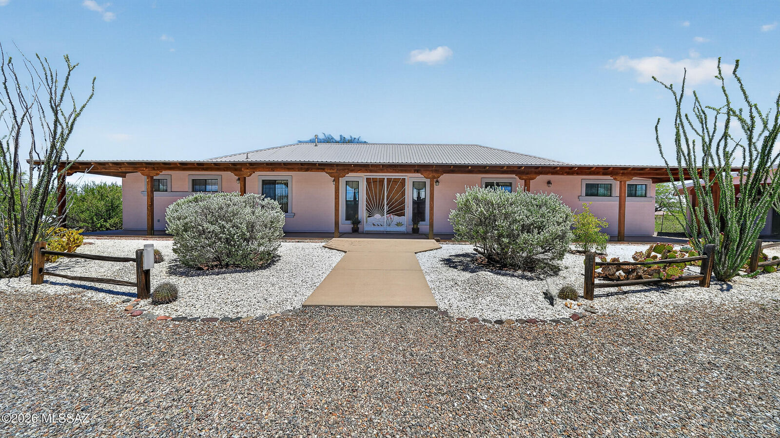 Property Photo: 619 W Via Javelina AZ 85602
