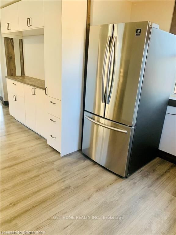 100 Lincoln Street — photo 1