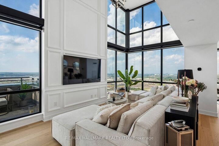 Property Photo: 2908 Highway 7 N/A Ph3806 ON L4K 0K5