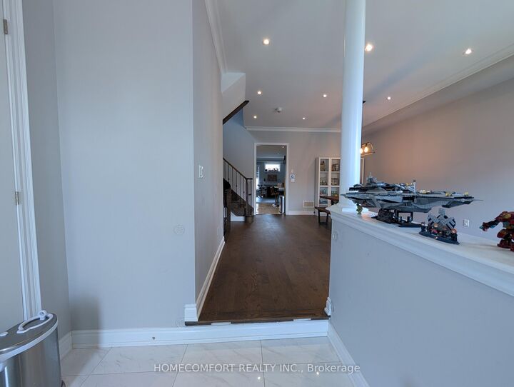 Property Photo: 230 Paradelle Drive ON L4E 0E4