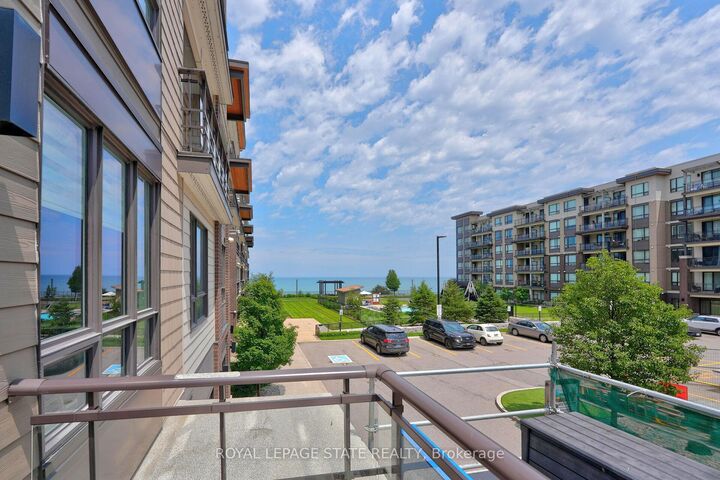 Property Photo: 40 Esplanade Lane 206 ON L3M 0G9