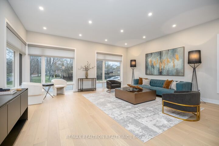 Property Photo: 70 Collins Crescent ON L4G 2W2