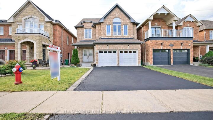 Property Photo: 20 Tatra Crescent ON L6Y 0K5