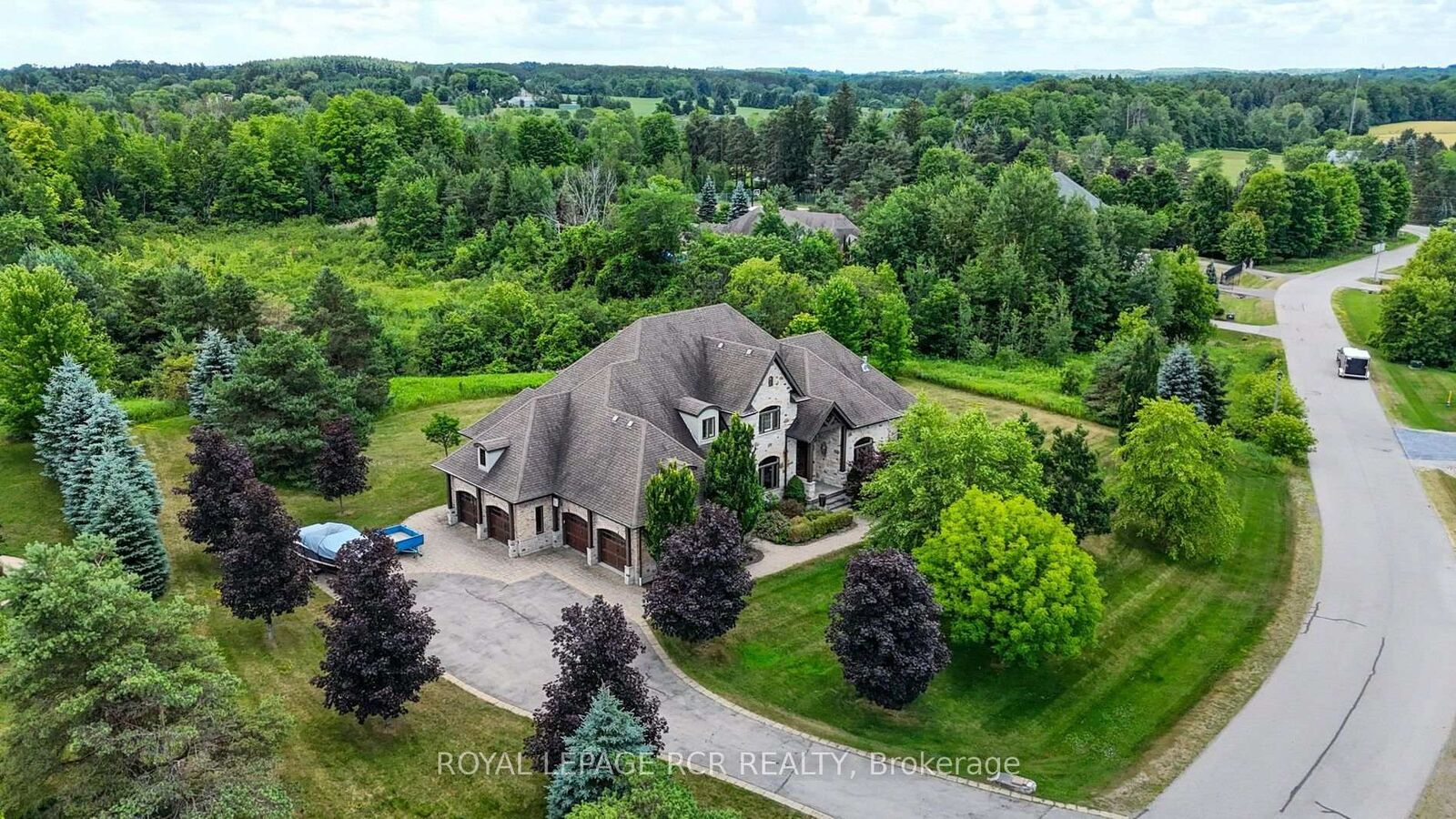 Property Photo: 7 Proctor Avenue ON L7E 4E7