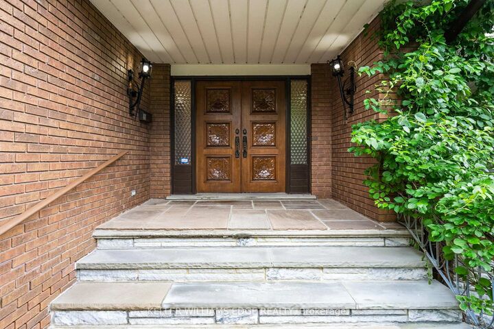 Property Photo: 43 Braecrest Avenue ON M9P 1Z6