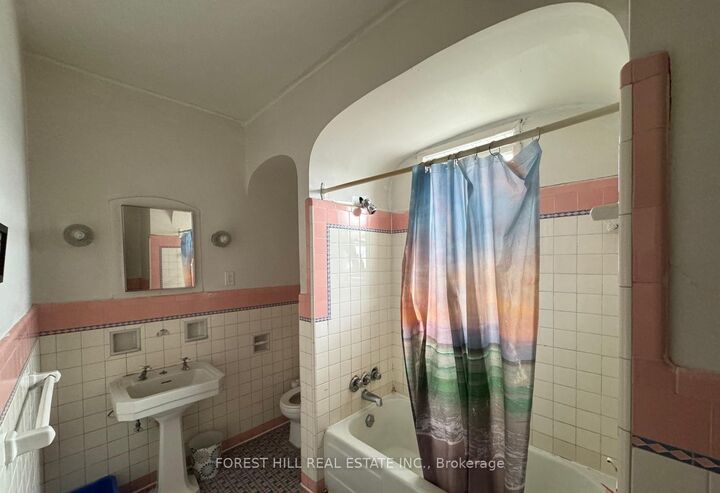 Property Photo: 745 Barton Street E Room 1 Second Floor ON L8L 3A9