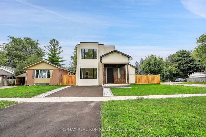 Property Photo: 105 Murray Drive ON L4G 2C4